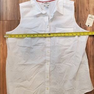 NWT White button down sleeveless top